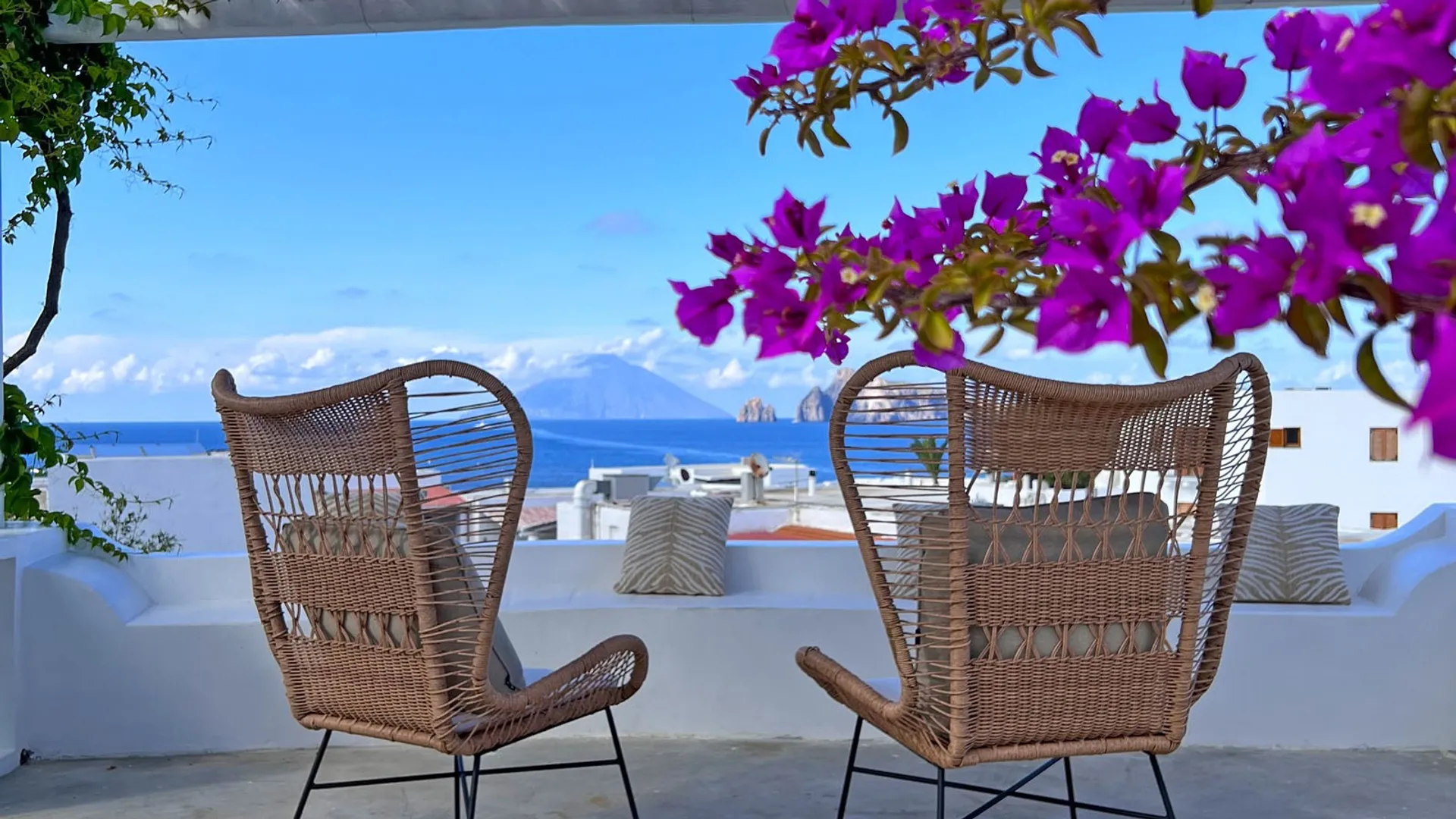 Vista panoramica di Panarea, Isole Eolie - Case vacanze Ama Panarea